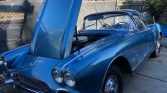 1st gen blue 1961 Chevrolet Corvette manual For Sale