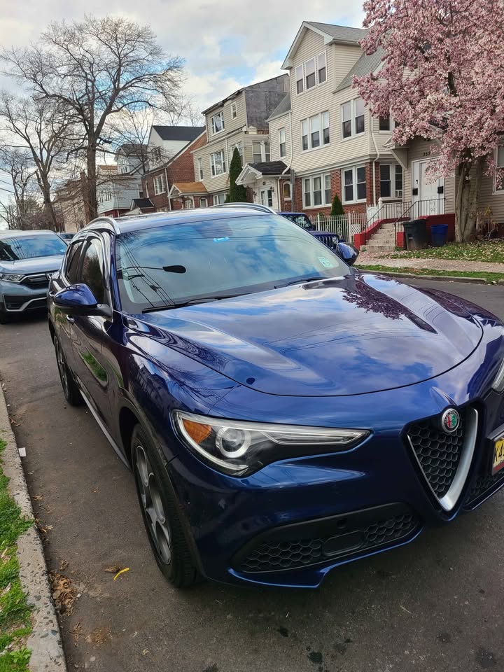 Blue 2018 Alfa Romeo Stelvio automatic SUV For Sale