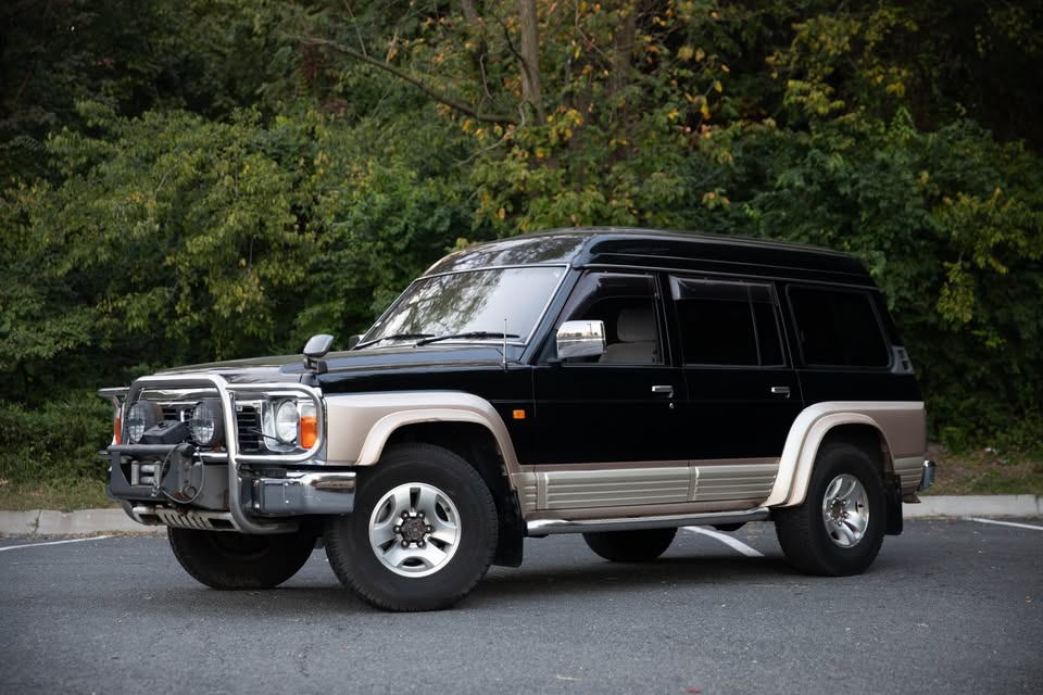 Black 1993 Nissan Safari Gran Road manual SUV For Sale