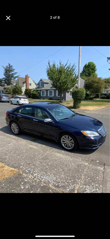 Blue 2013 Chrysler 200 automatic sedan For Sale